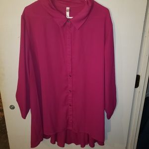 xhilaration magenta flowy button down
